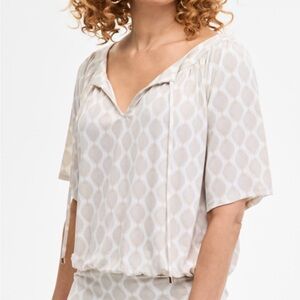 JM Geometric Pattern Blouse